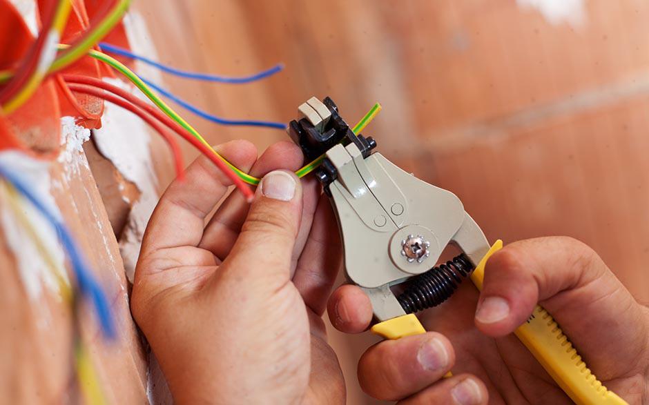 activité électricien Clichy